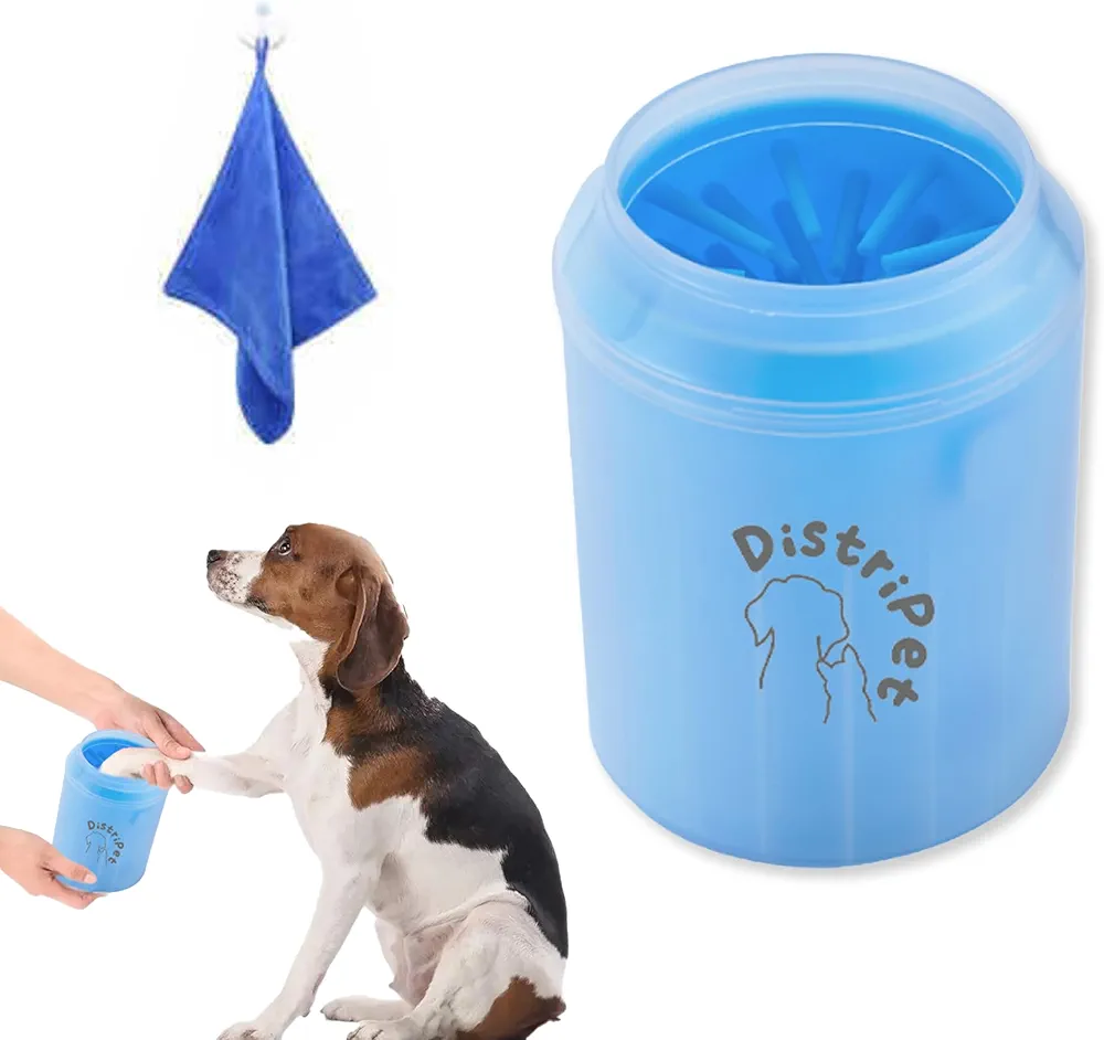 DistriPet Limpiador Patas Perro, Limpia Patas Perro, Cepillo de Limpieza de Silicona Portátil y Desmontable para Limpiar los Pies Sucios de Perros. Incluye de regalo una Toalla de Microfibra (Azul)